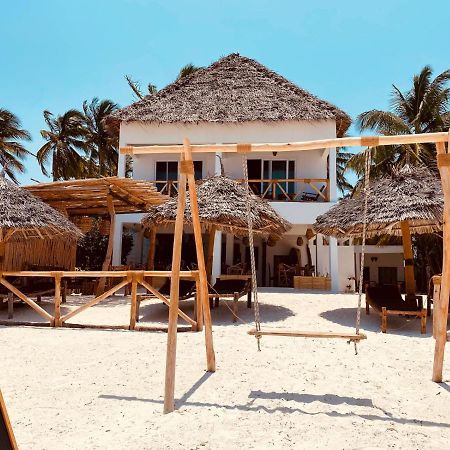 Helwas Zanzibar Beach Hotel Bwejuu Bagian luar foto