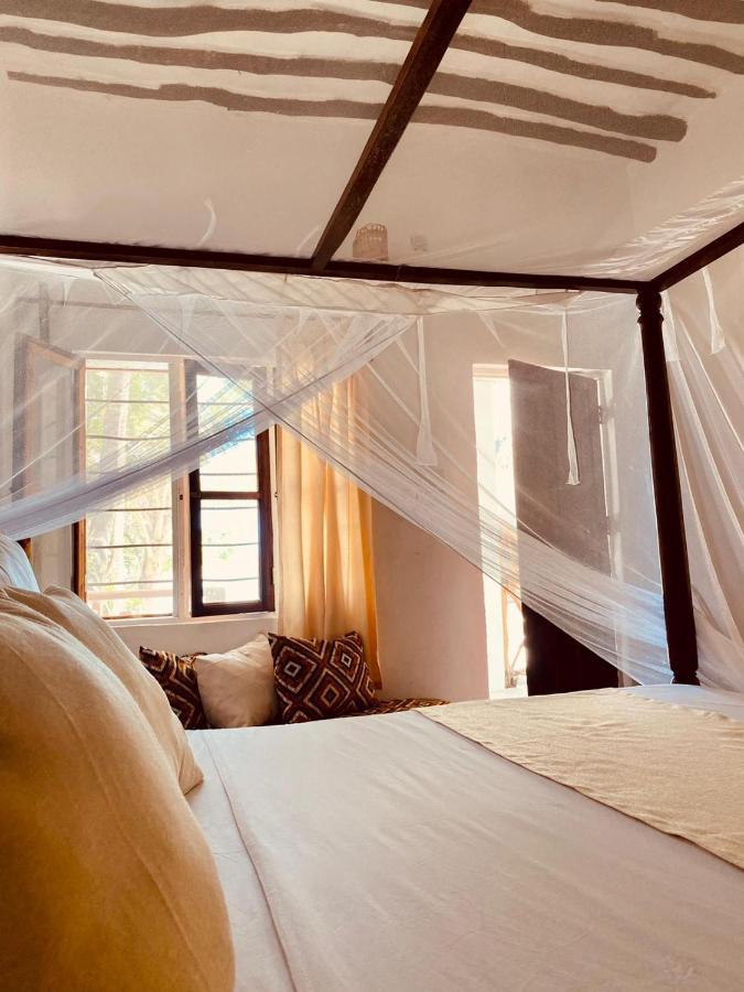 Helwas Zanzibar Beach Hotel Bwejuu Bagian luar foto