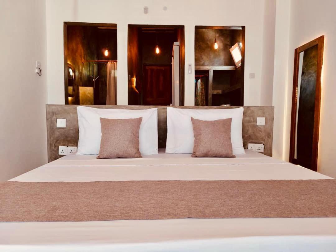 Helwas Zanzibar Beach Hotel Bwejuu Bagian luar foto
