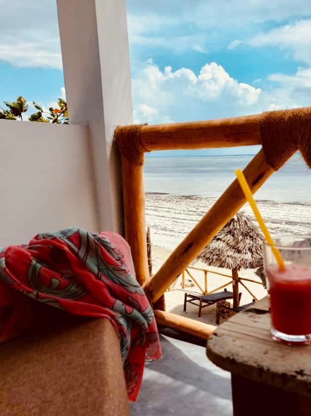 Helwas Zanzibar Beach Hotel Bwejuu Bagian luar foto