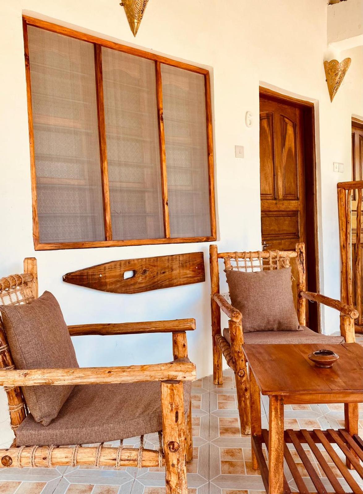Helwas Zanzibar Beach Hotel Bwejuu Bagian luar foto