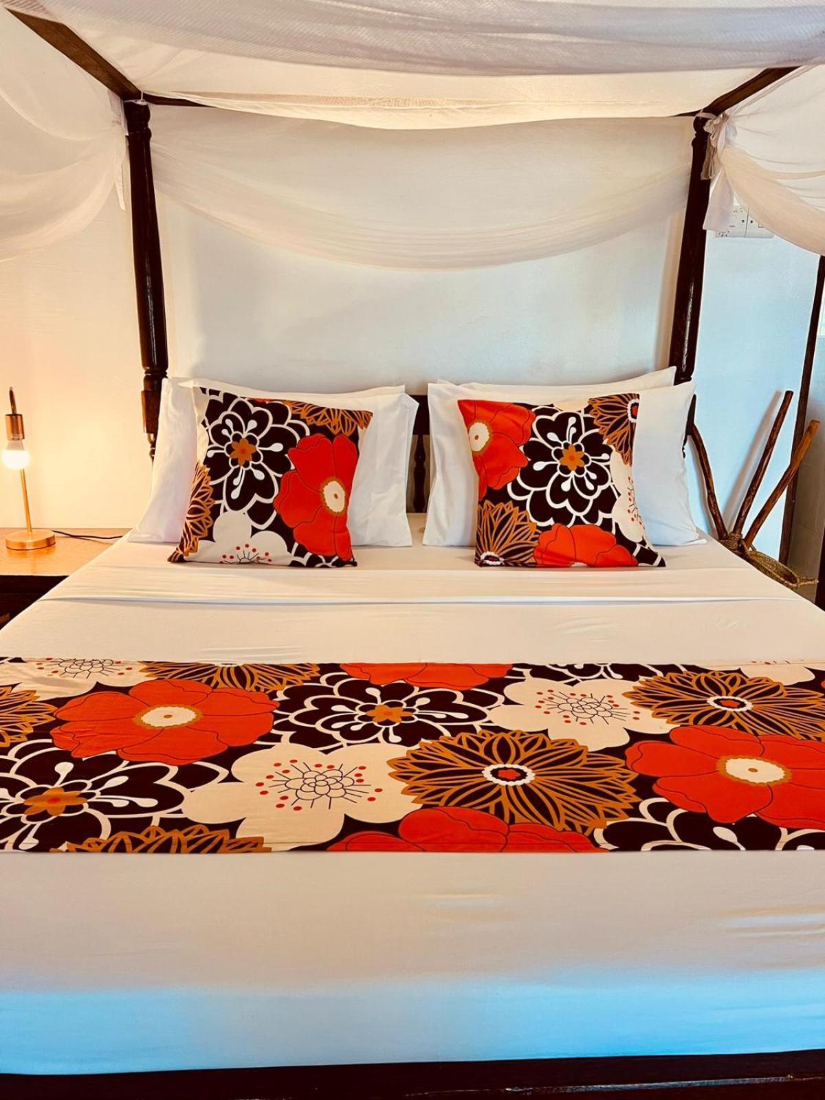 Helwas Zanzibar Beach Hotel Bwejuu Bagian luar foto